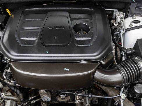 Used 2022 Jeep Grand Cherokee Limited image 30