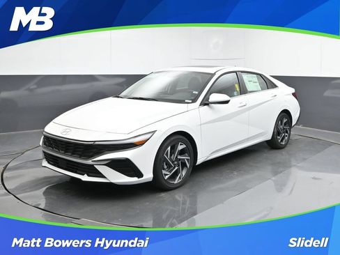 Certified 2025 Hyundai Elantra SEL FWD image 1