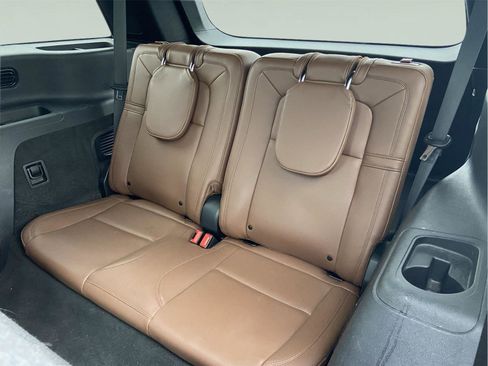 Used 2023 Lincoln Aviator Reserve w/ Equipment Group 201A AWD/4WD image 13