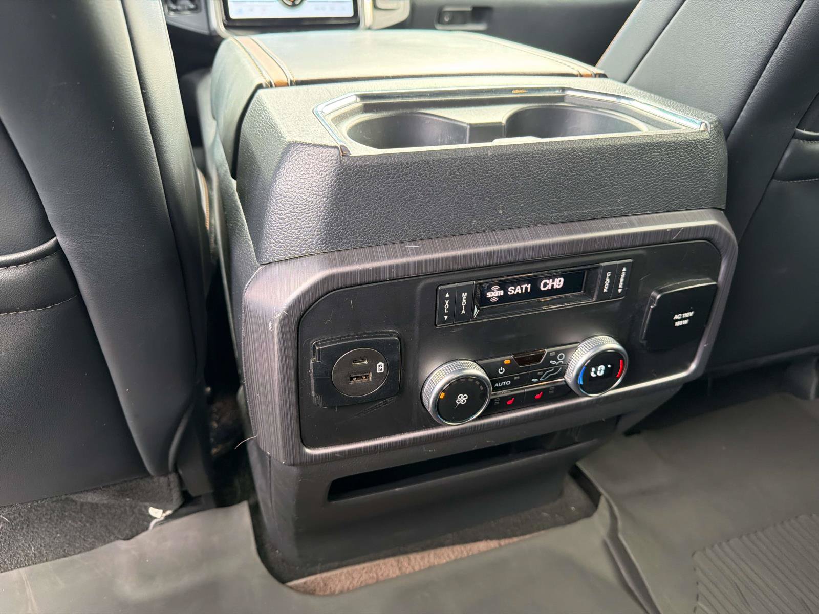 Used 2023 Ford Expedition Max Platinum AWD/4WD image 16