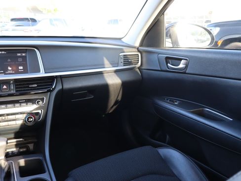 Used 2019 Kia Optima S FWD image 13
