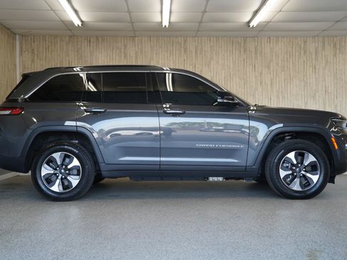 Used 2024 Jeep Grand Cherokee Limited 4xe AWD/4WD image 6