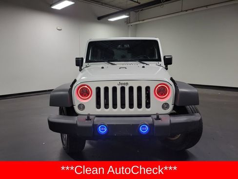Used 2017 Jeep Wrangler Unlimited Sport w/ Quick Order Package 24S AWD/4WD image 2