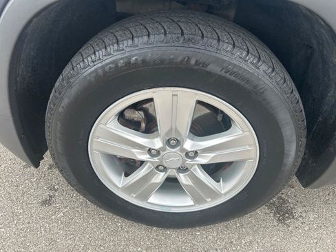 Used 2019 Chevrolet Trax LS w/ Tint and Cruise Package FWD image 11