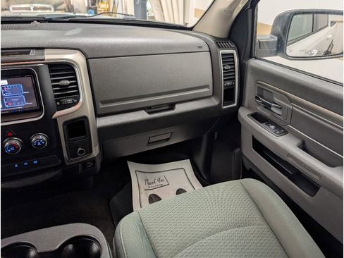 Used 2015 RAM 2500 SLT AWD/4WD image 11