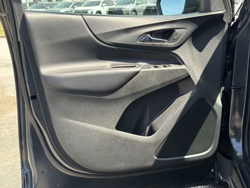 Used 2019 Chevrolet Equinox LT image 14