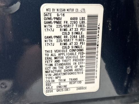 Used 2016 Nissan Rogue SV w/ SV Premium Package FWD image 11