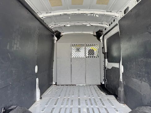 Used 2018 Ford Transit 250 148 Medium Roof w/ Interior Upgrade Package image 21