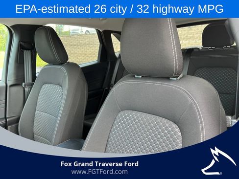 Used 2023 Ford Escape Active w/ Tech Pack #1 AWD/4WD image 10