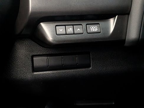 Used 2020 Lexus UX 200 w/ Accessory Package FWD image 18