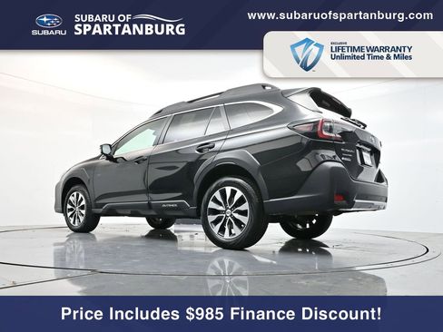 Used 2023 Subaru Outback Limited image 29