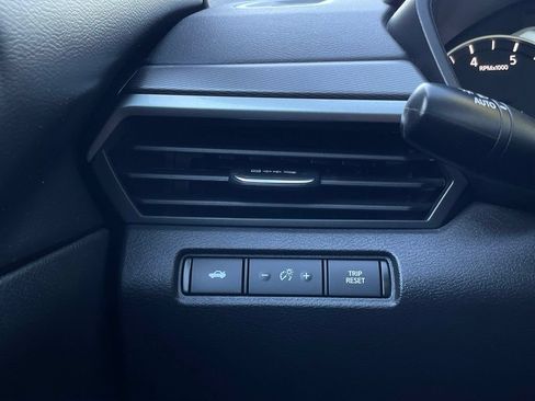 Used 2024 Nissan Altima 2.5 SR FWD image 13