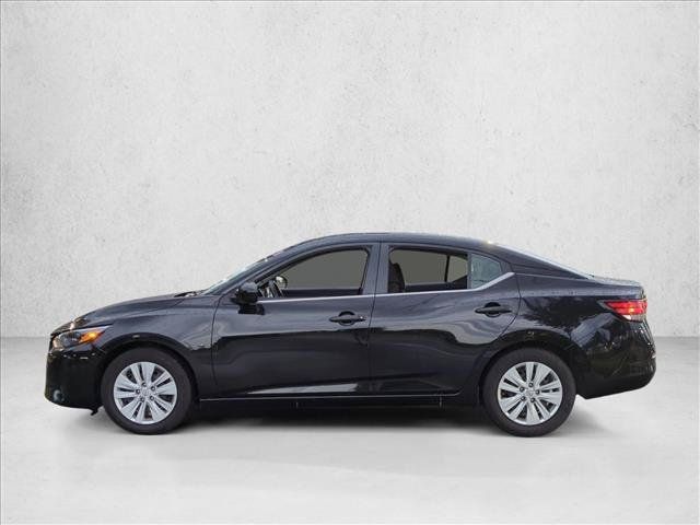 Used 2024 Nissan Sentra S FWD image 9