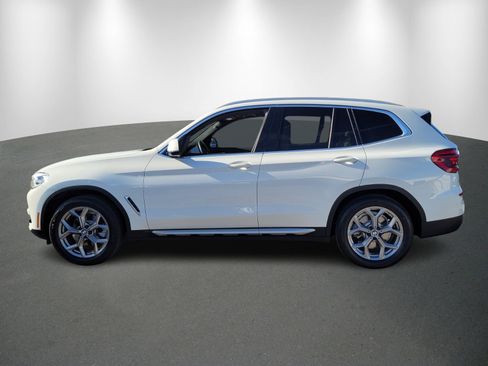 Used 2021 BMW X3 xDrive30i w/ Premium Package image 4