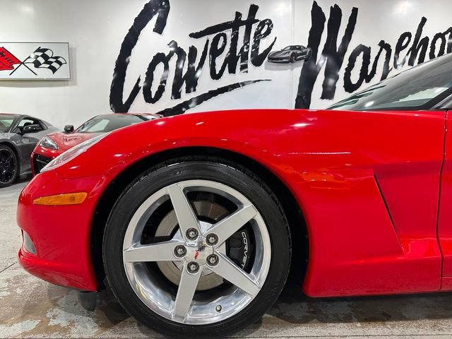 Used 2006 Chevrolet Corvette Coupe w/ Preferred Equipment Group RWD image 27