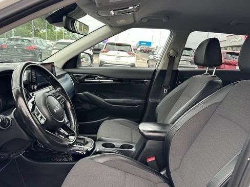 Used 2023 Kia Seltos S FWD image 26
