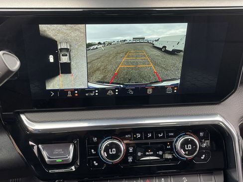 Used 2025 GMC Sierra 2500 Denali w/ Denali Reserve Package image 15