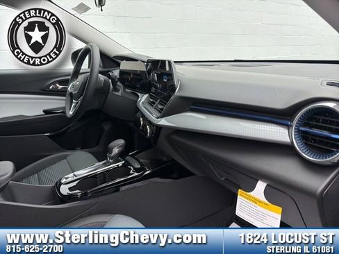 New 2026 Chevrolet Trax LT FWD image 11