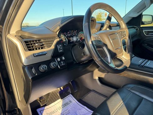 Used 2018 GMC Yukon XL Denali w/ Open Road Package image 21