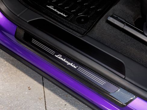 Used 2024 Lamborghini Urus Performante image 32