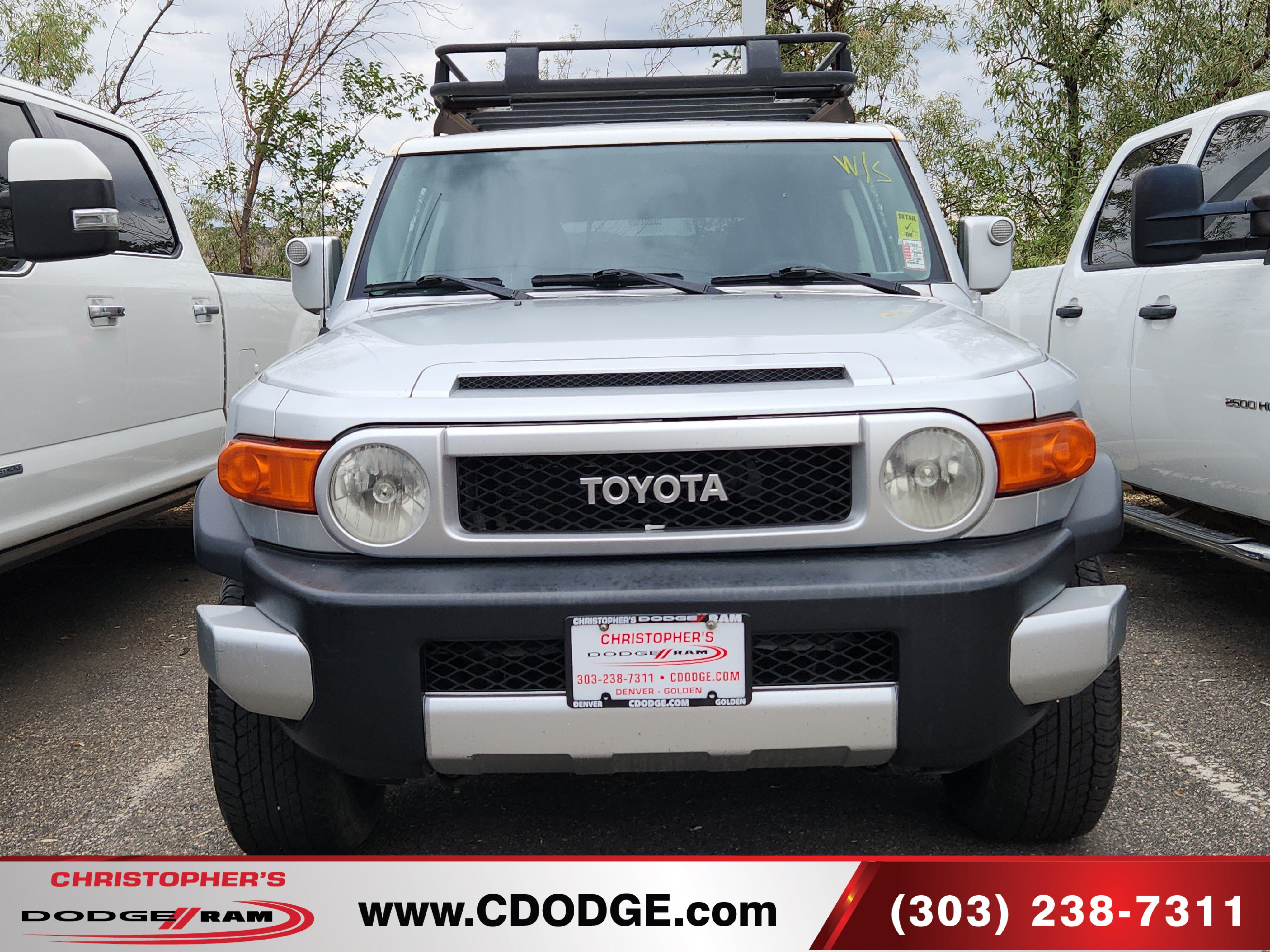 Used 2007 Toyota FJ Cruiser 4WD w/ Convenience Pkg image 2