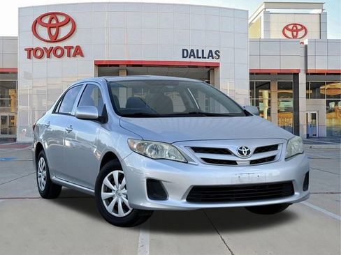 Used 2013 Toyota Corolla L image 1
