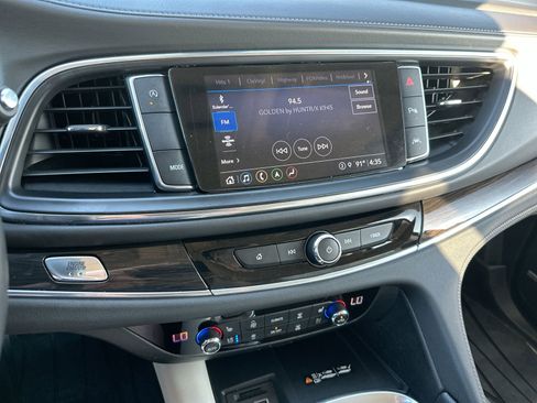 Used 2022 Buick Enclave Premium w/ Surround and Sites Package image 16