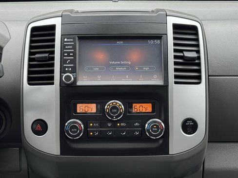 Used 2019 Nissan Frontier SV w/ Value Truck Package AWD/4WD image 16