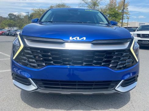 Certified 2023 Kia Sportage EX FWD image 2