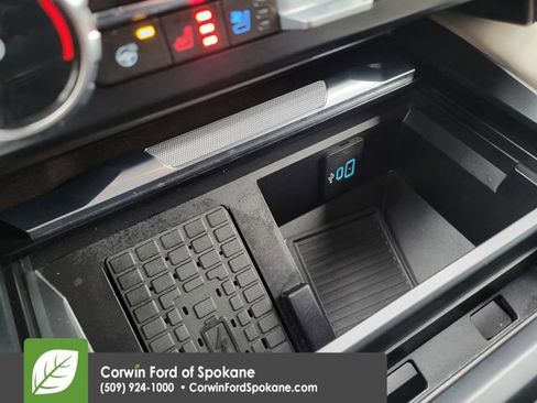 Certified 2025 Ford F450 Platinum w/ Platinum Plus Package image 39