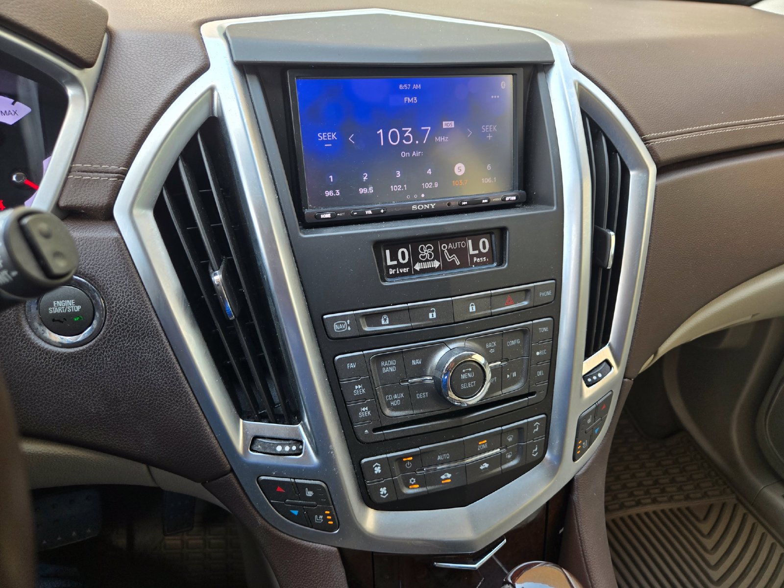 Used 2012 Cadillac SRX Premium FWD image 15