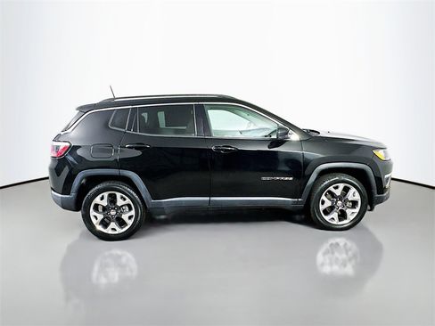 Used 2018 Jeep Compass Limited image 7