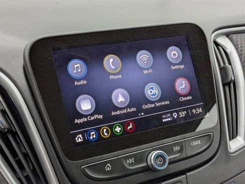 Used 2024 Chevrolet Malibu LT image 23