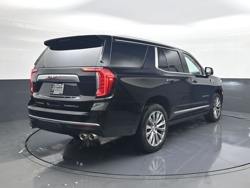 Used 2021 GMC Yukon Denali w/ Denali Premium Package image 7
