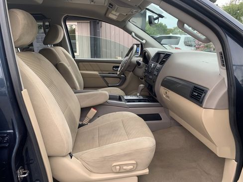 Used 2015 Nissan Armada SV image 13