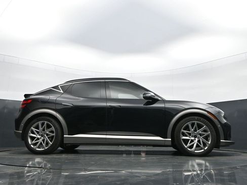 Used 2025 Genesis GV60 Advanced AWD/4WD image 39