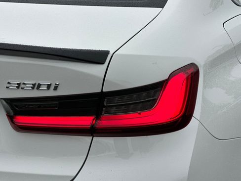 Used 2020 BMW 330i Sedan RWD image 25