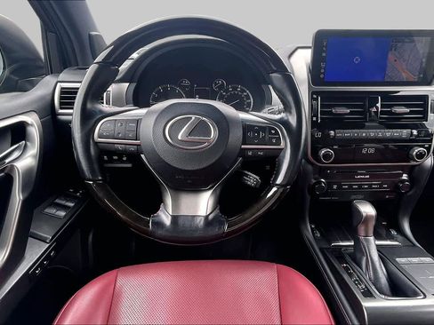 Used 2022 Lexus GX 460 Premium w/ Accessory Package AWD/4WD image 6