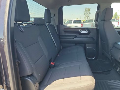 Used 2023 Chevrolet Silverado 1500 LT RWD image 25
