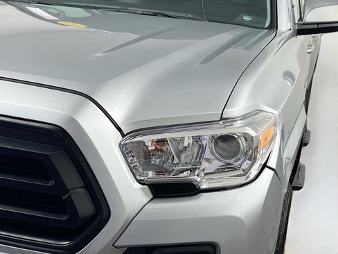 Used 2023 Toyota Tacoma SR w/ SR Convenience Package RWD image 12