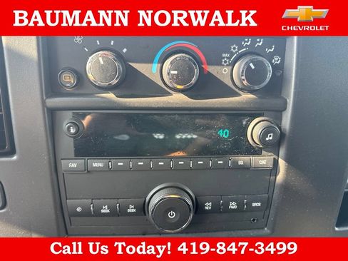 Used 2025 Chevrolet Express 2500 w/ Driver Convenience Package RWD image 24