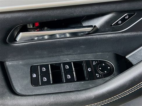 Used 2025 MAZDA CX-90 3.3 Turbo w/ Premium Plus Pkg image 16