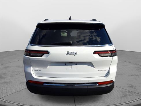New 2025 Jeep Grand Cherokee L Laredo w/ Luxury Tech Group I image 5