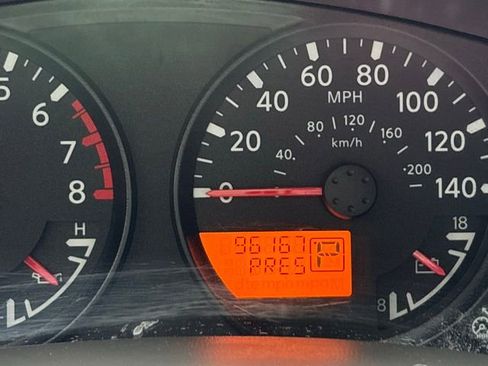 Used 2016 Nissan Frontier SV image 16