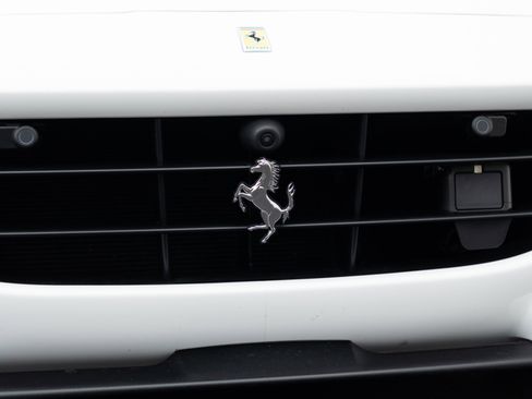 Used 2023 Ferrari Portofino M image 14