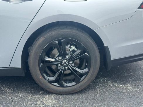 Certified 2025 Honda Accord SE image 8
