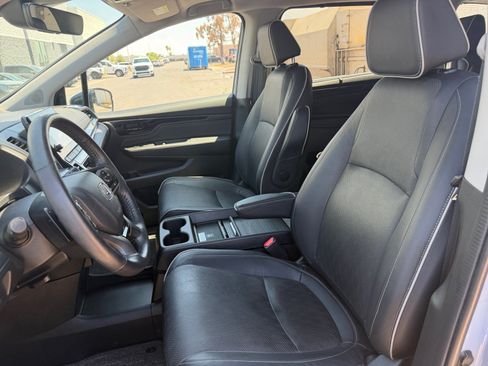 Used 2024 Honda Odyssey Elite image 15