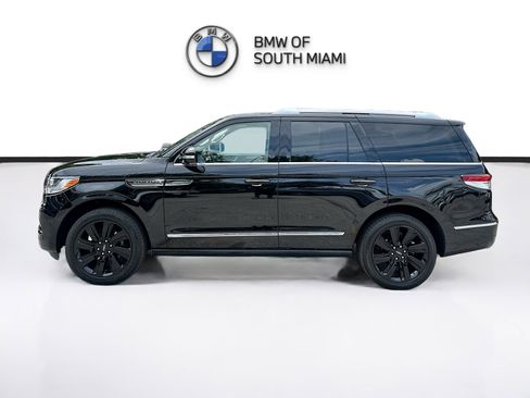 Used 2024 Lincoln Navigator Reserve w/ Monochromatic Package AWD/4WD image 4