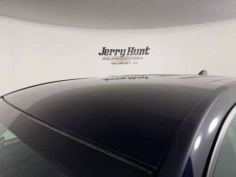 Used 2021 Chevrolet Equinox LT image 11