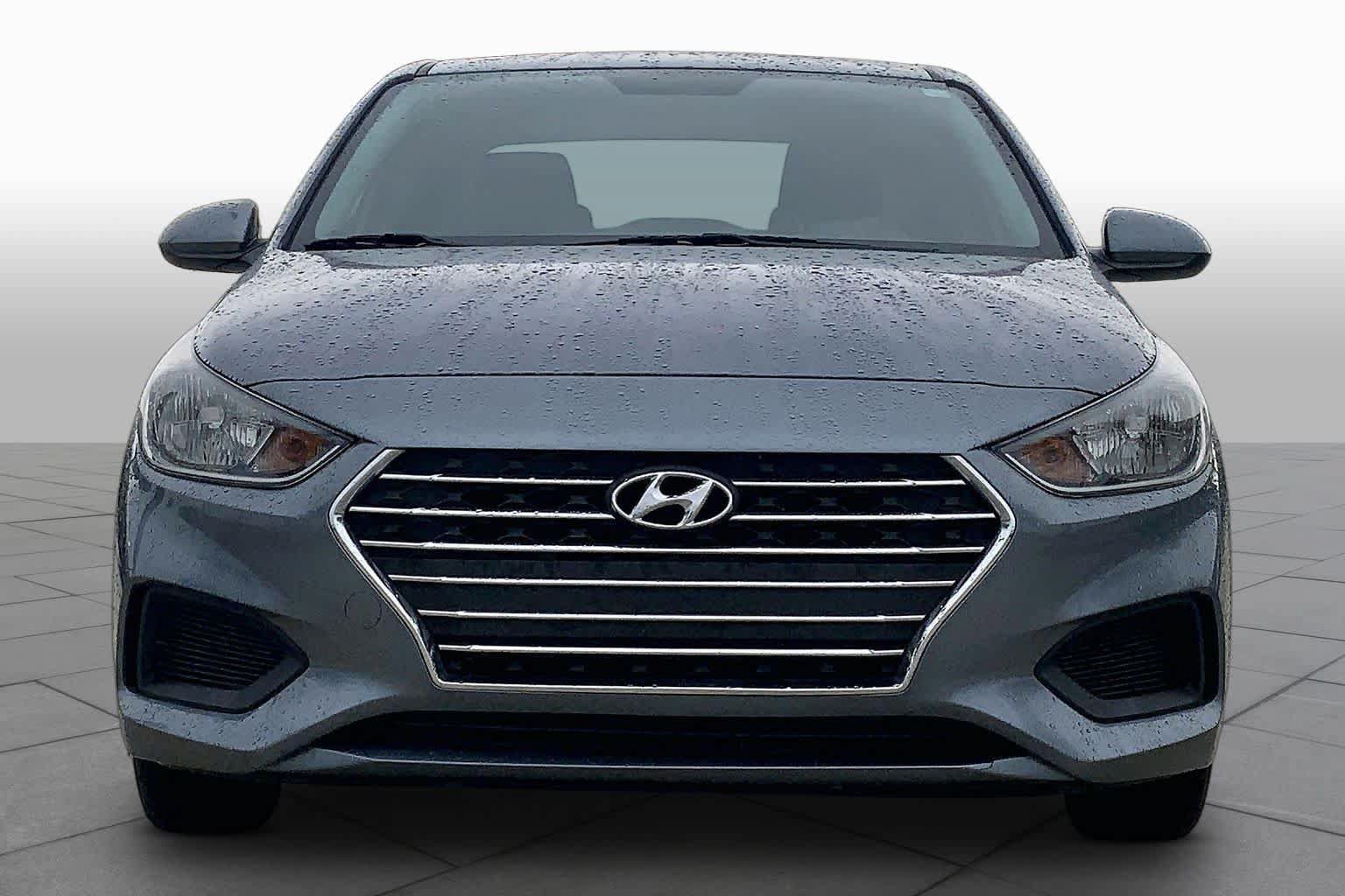 Used 2020 Hyundai Accent SE FWD image 4
